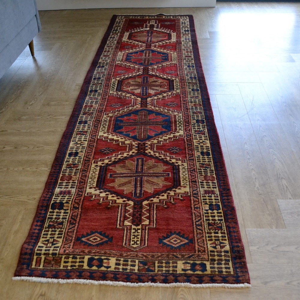 Meshkin 254002 Traditional Hand Knotted Wool Runner Rug in Red